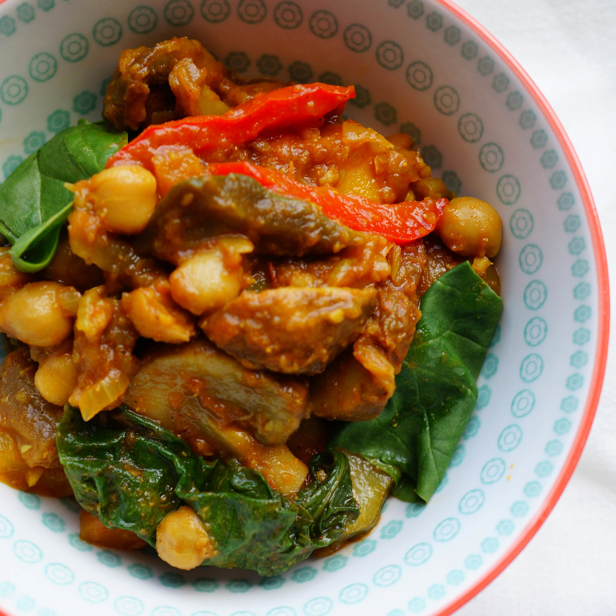 easy midweek vegetable curry filled with warming spices and packed full of flavour
